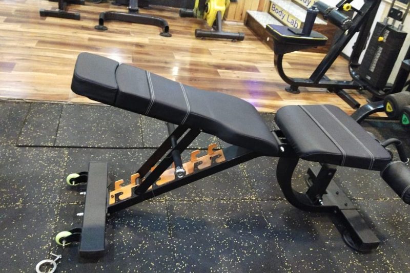 5 Best Multifunction Benches for Tight Spaces: Maximize Your Workout Potential